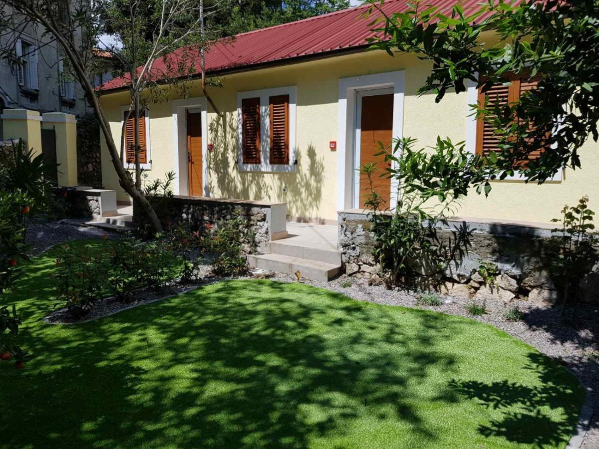 Apartmani Rosa I Linda Риека Экстерьер фото